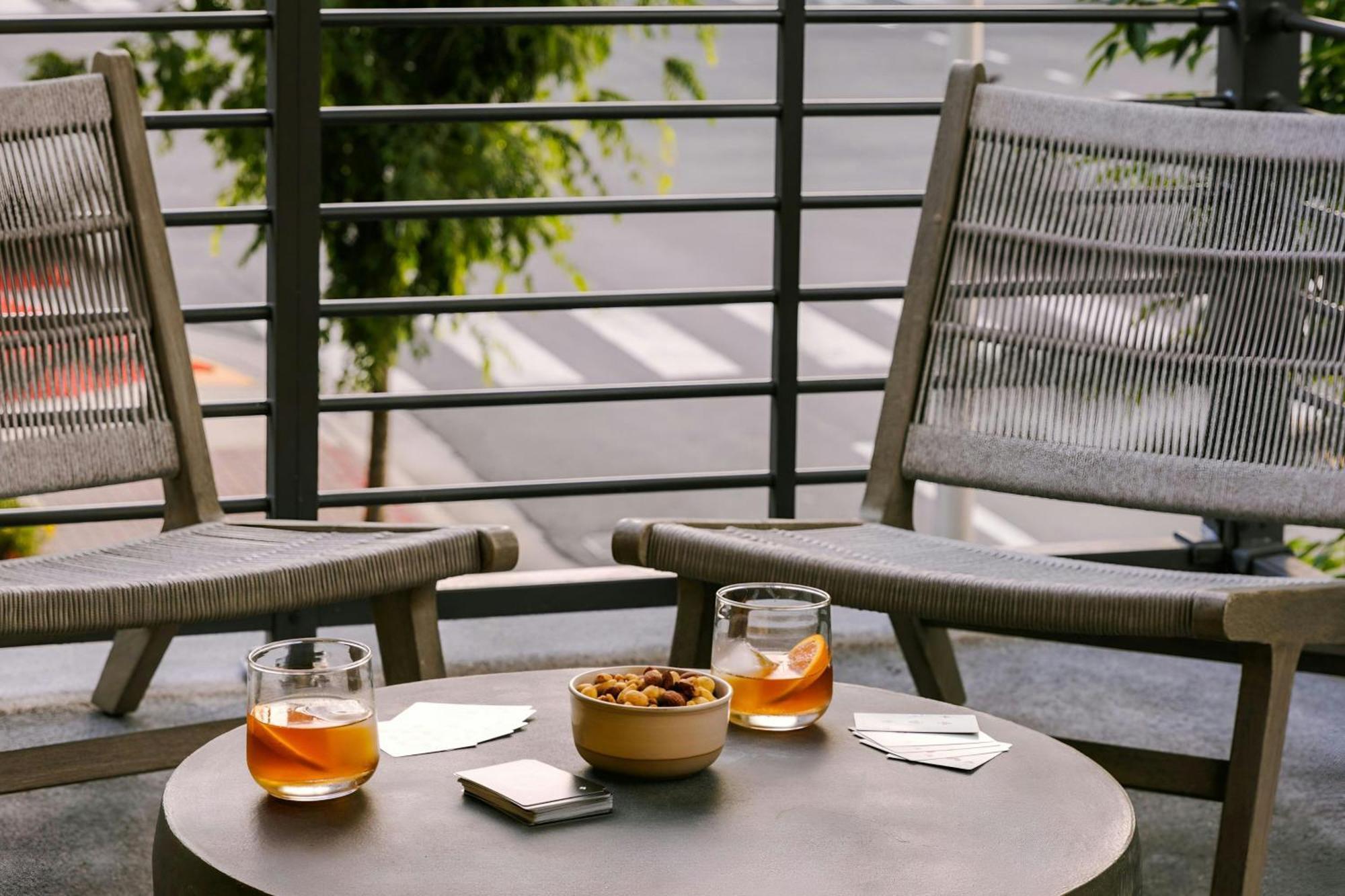 Sonder By Marriott Bonvoy Village 21 Apartments Hillsboro Village ナッシュビル エクステリア 写真